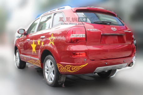 Hawtai Baolige ‘Patriotic Edition’ is Red in China