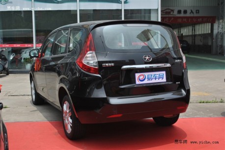 facelifted JAC Heyue RS without camouflage in China