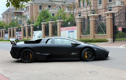 flat black lamborghini murcielago