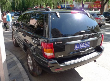 Spotted in China: Beijing-Jeep Grand Cherokee
