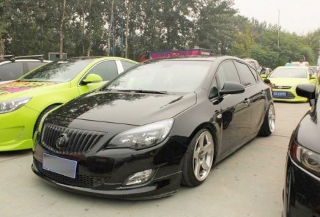 Buick Excelle XT is a Lowrider in China