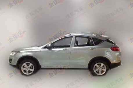 Spy Shots: FAW-Besturn X80 SUV is naked in China