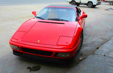 Spotted in China: Ferrari 348 TS