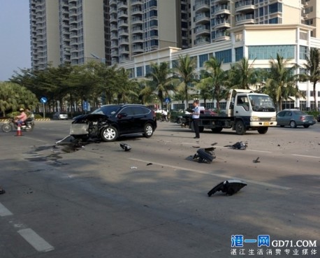 Crash Time China: Maserati GT vs Honda CR-V