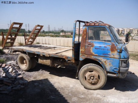 China Car History: the Nanjing Yuejin NJ131 light truck