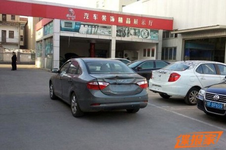 Spy Shots: Chery M16 is Naked in China