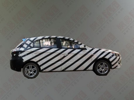 Spy Shots: FAW Oley hatchback seen testing in China again