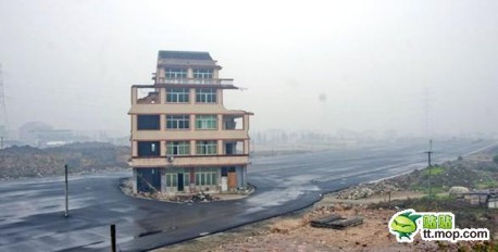 Road goes Around the House in China