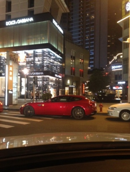 Lamborghini Murcielago & a Ferrari FF in Shenzhen, China