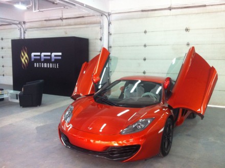 McLaren MP4-12C finally officially in China
