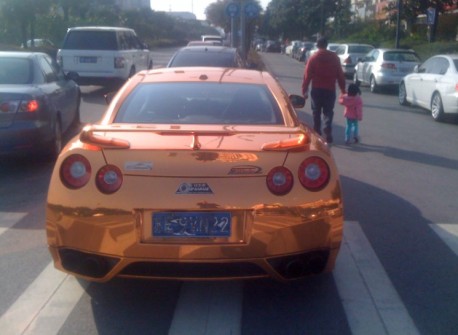 Bling! Nissan GT-R is very Gold in China