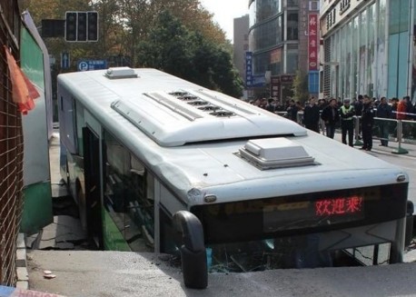 Bus hits Through the Road in China