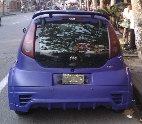 BYD F0 is a matte purple 1.8 turbo Batmobile in China