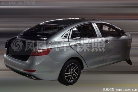 Spy Shots: FAW-Besturn B70 testing in China