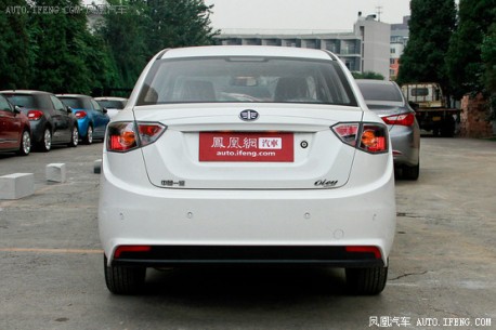 Spy Shots: facelift for the FAW Oley in China