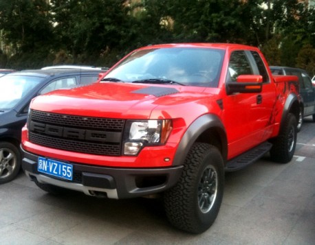 Spotted in China: Ford F-150 Raptor Crew Cab