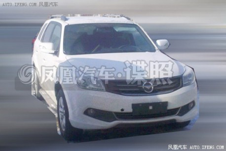 Spy Shots: facelift for the Haima 7 SUV in China