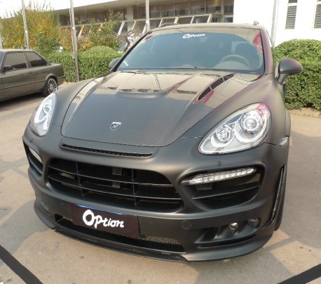 Porsche Cayenne Hamann Guardian is matte black in China