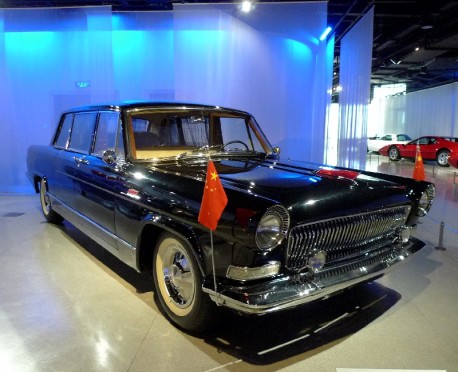 Shanghai Car Museum: Hongqi CA770