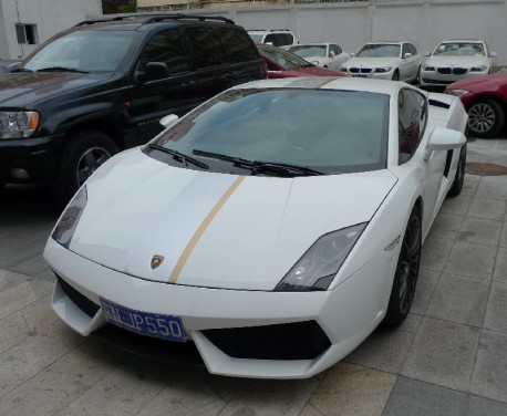 Spotted in China: Lamborghini Gallardo LP550-2 Balboni