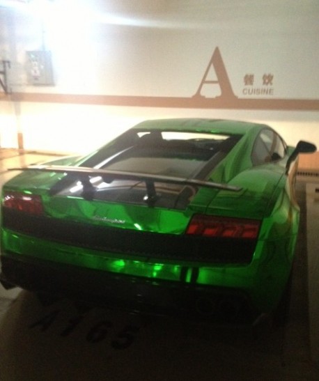 Bling! Lamborgini Gallardo Superleggera is Shiny Green in China