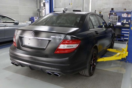 Mercedes-Benz C63 AMG is matte black in China