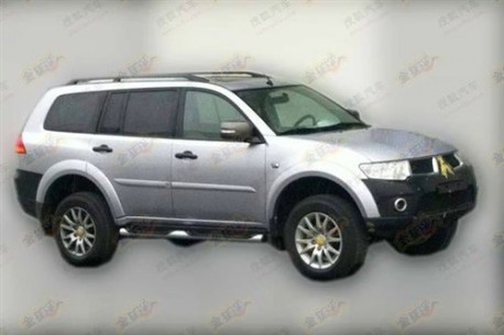 Spy Shots: China-made Mitsubishi Pajero Sport hits the road