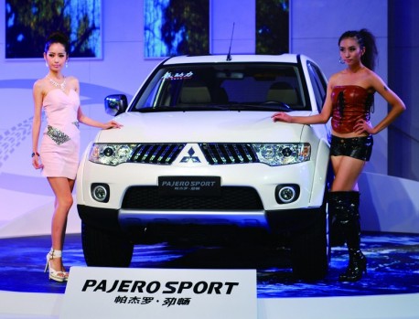 Spy Shots: China-made Mitsubishi Pajero Sport hits the road