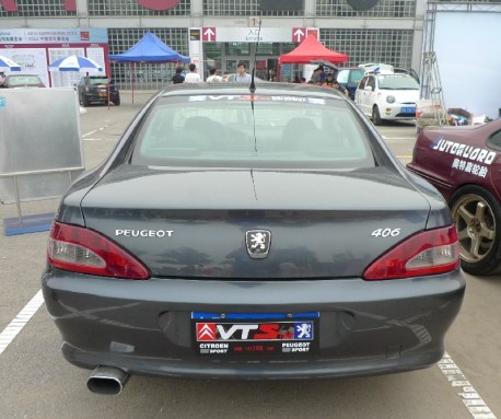 Spotted in China: Peugeot 406 Coupe