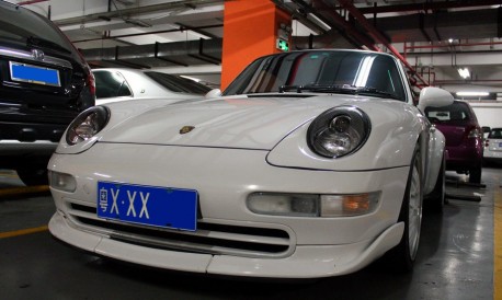 Spotted in China: 993 Porsche 911 Carrera RS