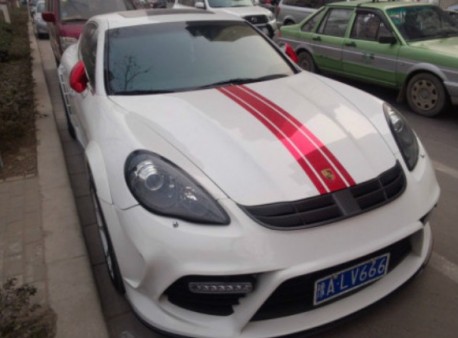 Spotted in China: Mansory Porsche Panamera