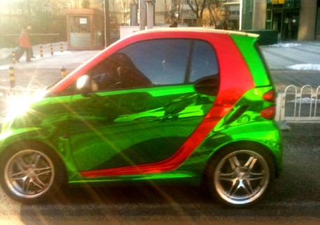 Bling! Smart ForTwo is shiny green in China
