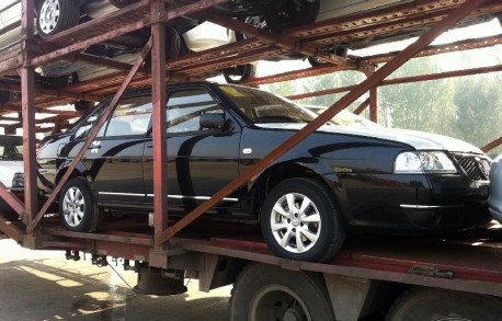 Extreme Transport: 26 Volkswagens on One Truck in China