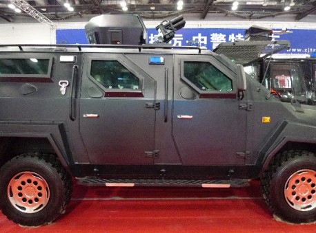 Introducing the Zhonjing ZY5091XYBF Armored Personnel Carrier from China