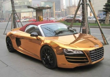 Bling! Audi R8 Spyder is Gold in China