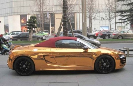 Bling! Audi R8 Spyder is Gold in China