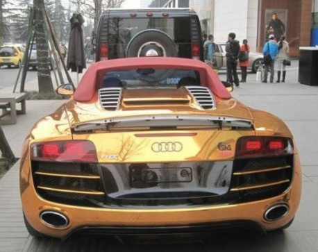 Bling! Audi R8 Spyder is Gold in China