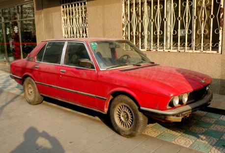 Spotted in China: E12 BMW 528