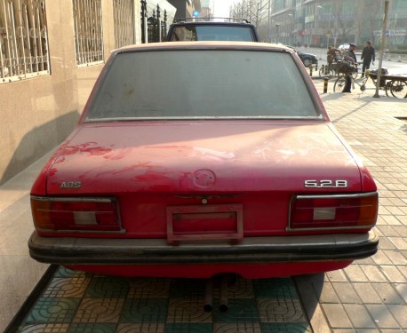 Spotted in China: E12 BMW 528