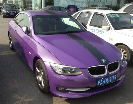 BMW 3-Series Convertible is Purple in China