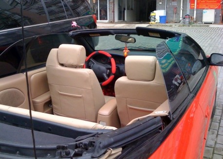 First generation Chrysler Sebring Convertible is a Wedding Car in China