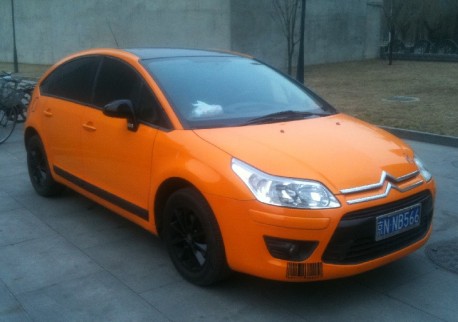 Citroen C4 is Orange in China