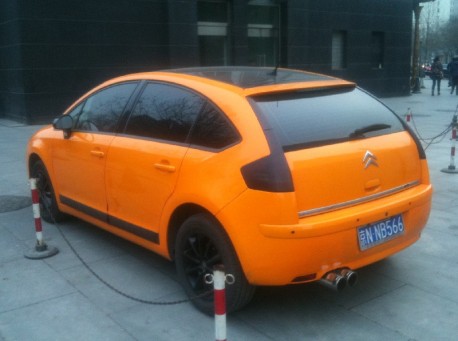 Citroen C4 is Orange in China