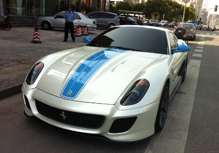Ferrari 599 GTO in white & blue in China