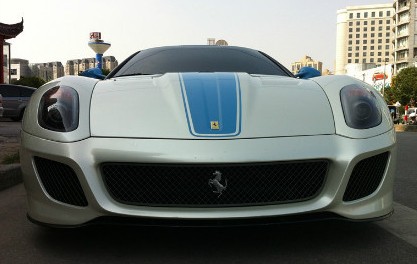 Ferrari 599 GTO in white & blue in China