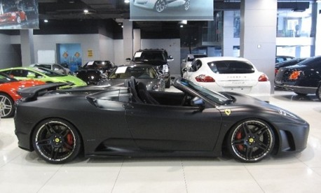 Ferrari F430 Scuderia Spider 16M is matte black in China