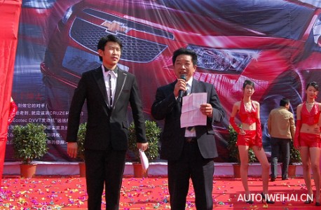 GM beats Volkswagen in China in 2012