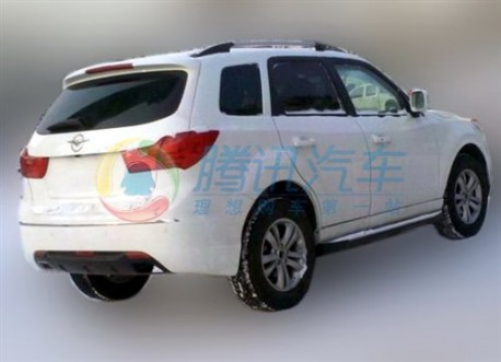 Spy Shots: facelifted Haima 7 SUV testing in China