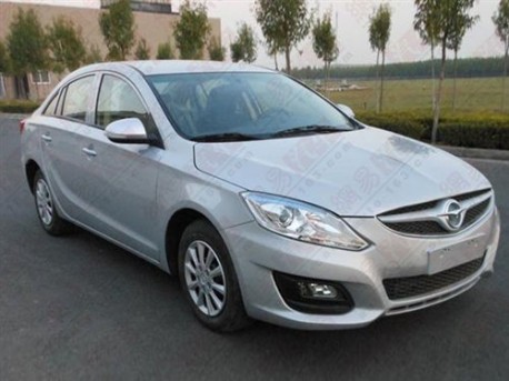 Spy Shots: new Haima Family = Haima M6