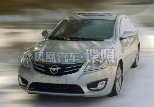 Spy Shots: Haima M8 testing in the Snow in China